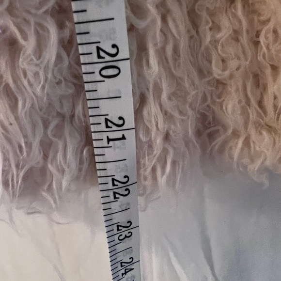 Cabi furry jacket cream color size Medium - Picture 12 of 14